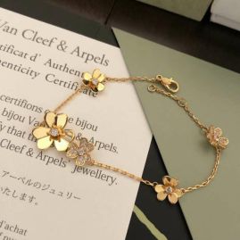 Picture of Van Cleef Arpels Bracelet _SKUVanCleef&Arpelsbracelet12230416259